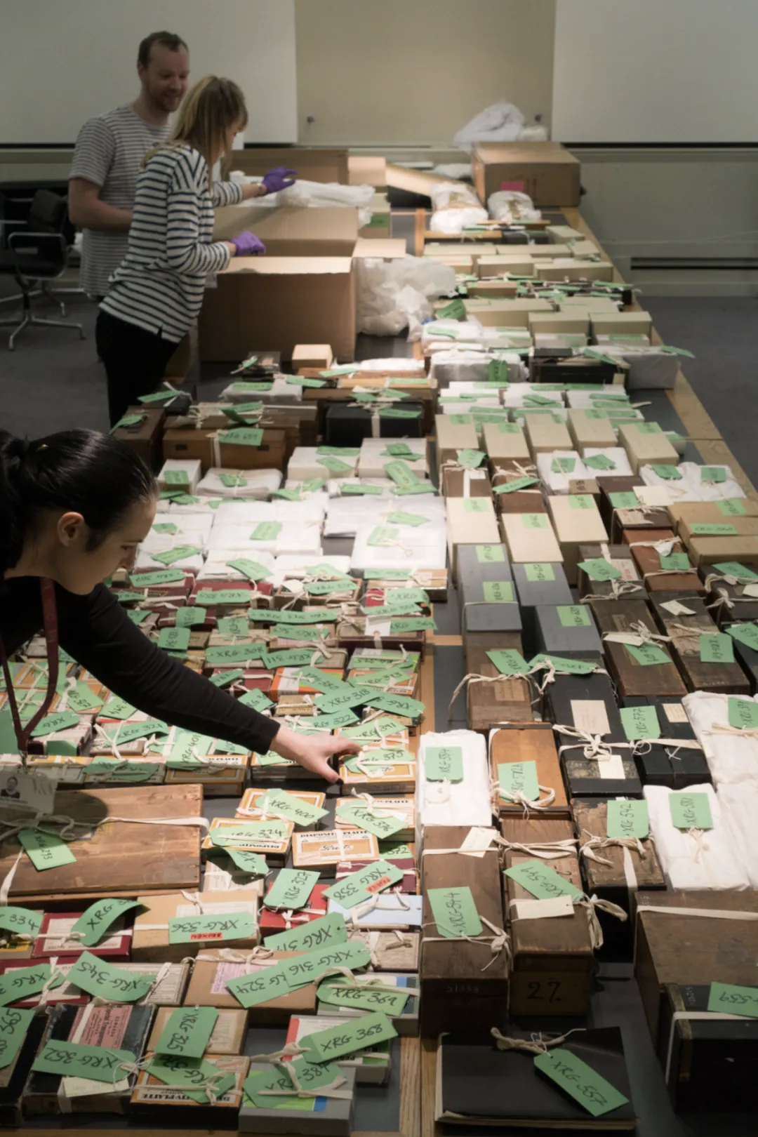 Royal Photographic Society Collection arriving at the V&A, ©Victoria and Albert Museum, London, 2017