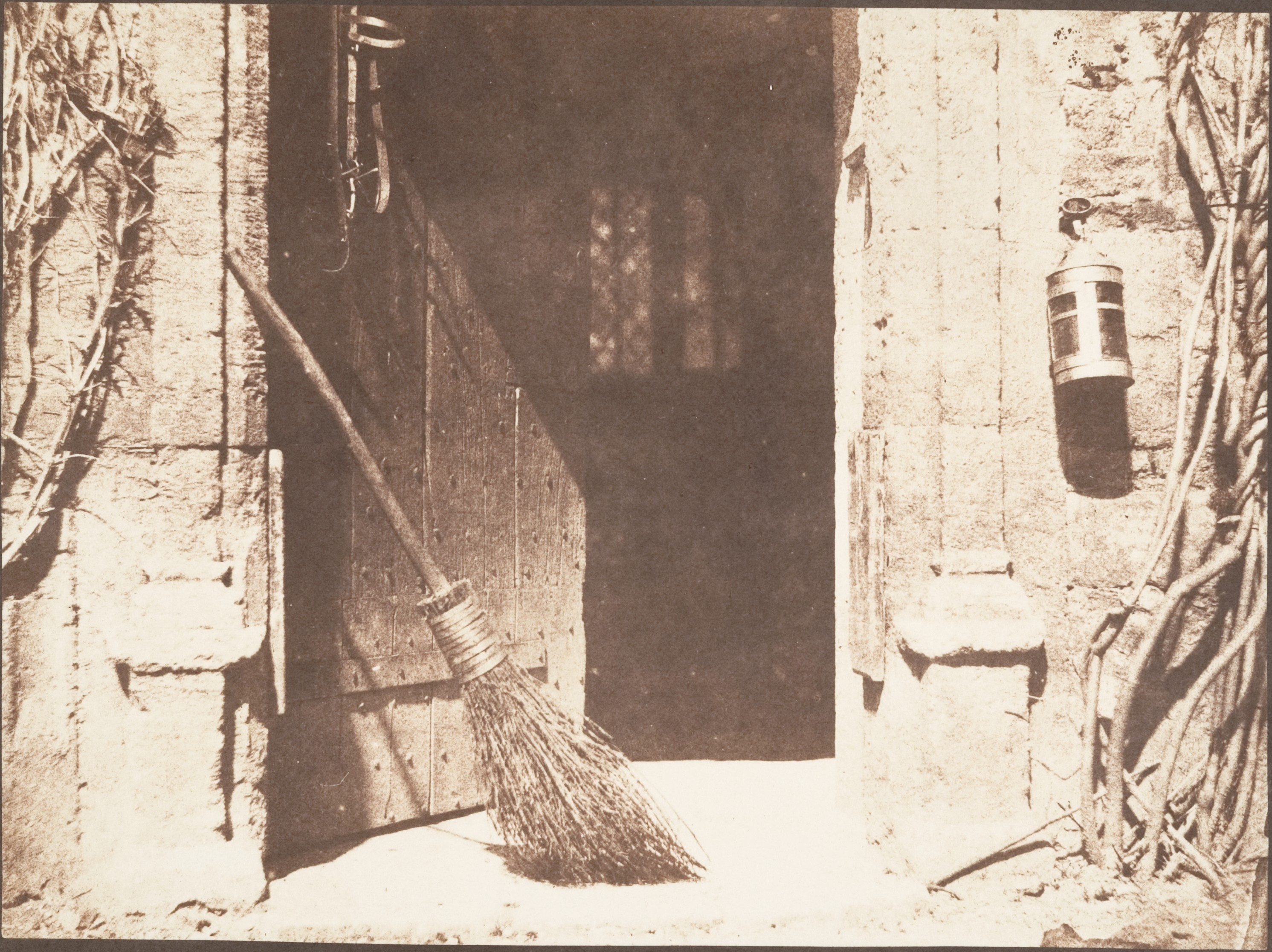 威廉·亨利·福克斯·塔尔博特，《敞开的门》，1844年以前。