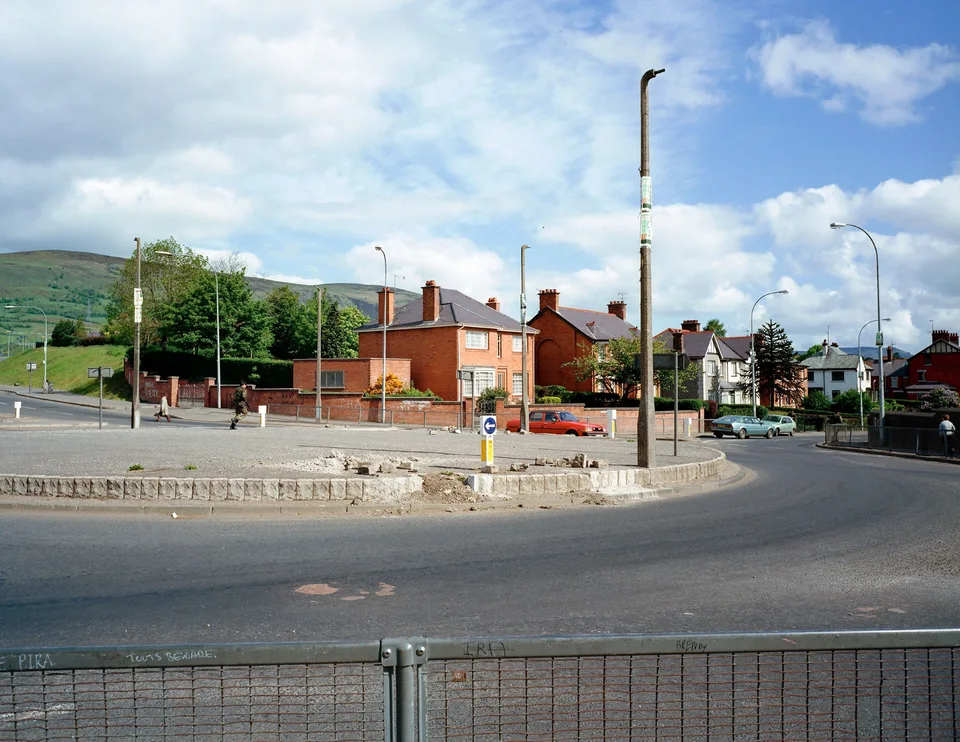 Paul Graham,Roundabout, Andersonstown, Belfast, 1984.