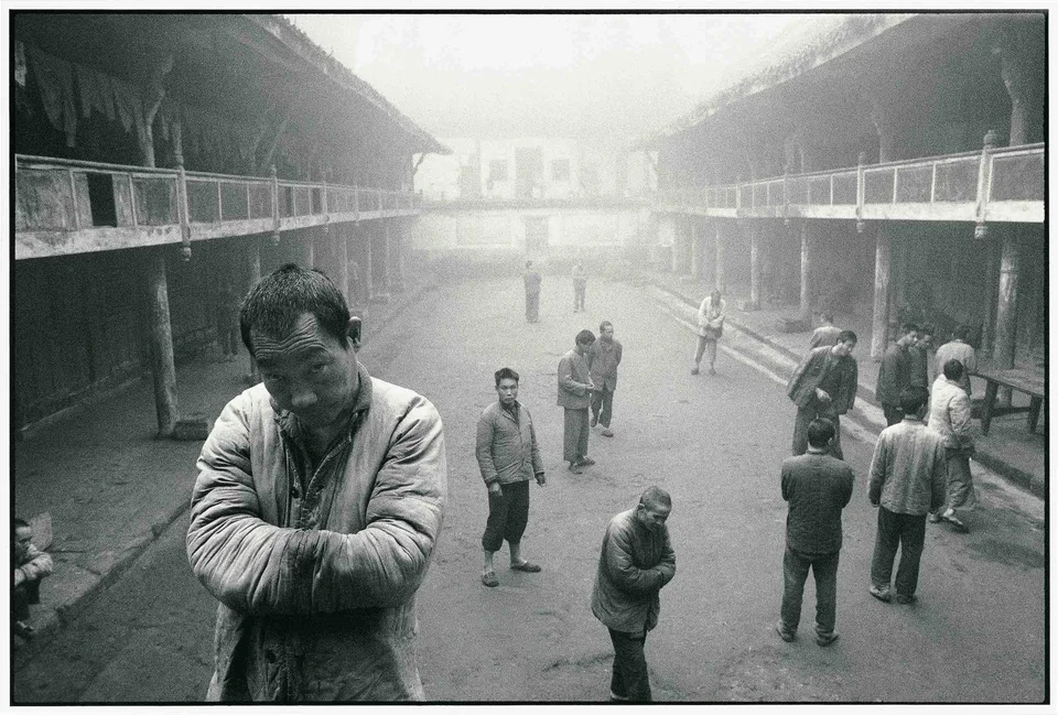 Lü Nan,The Forgotten People.