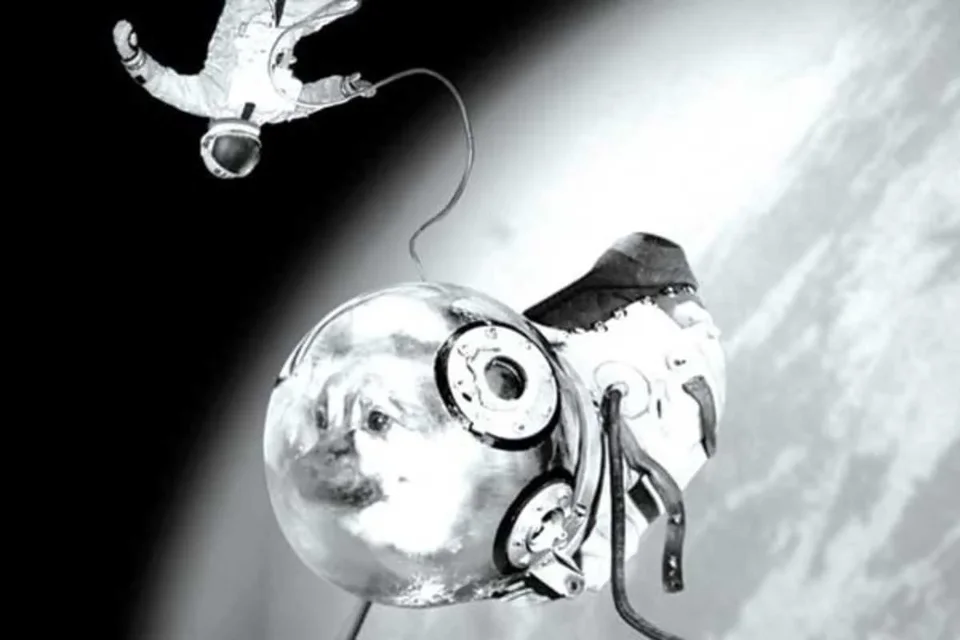琼·丰特库贝尔塔，《Sputnik》，1997年。